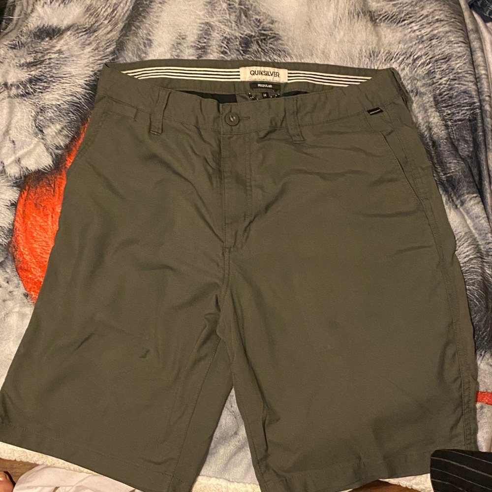 Quiksilver Men's Olive Flat Front Shorts
